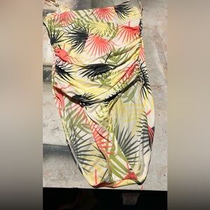 Roxanne tropical one piece bathing suite size 14/38c